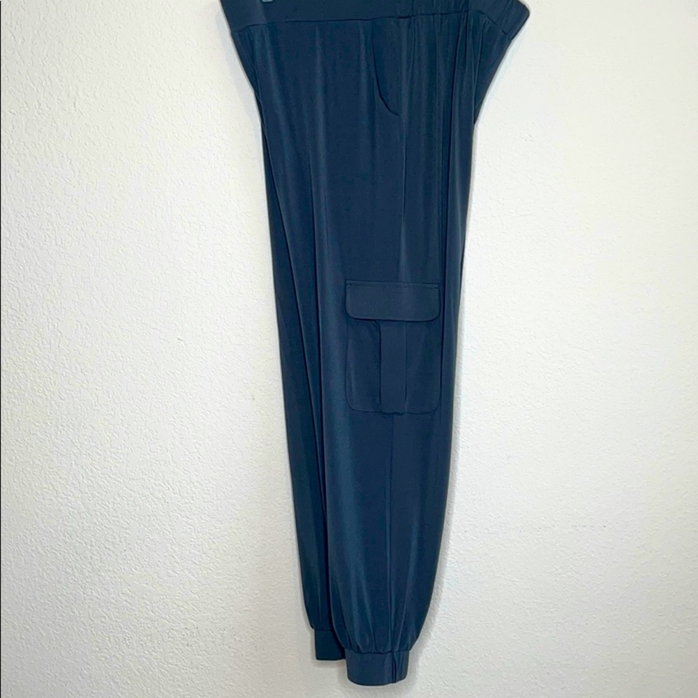 Lisa Rinna grey joggers with cargo pockets